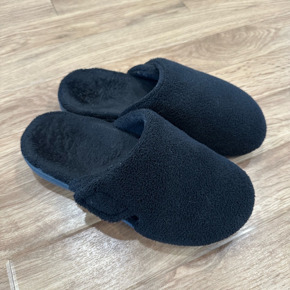 Vionic Slippers